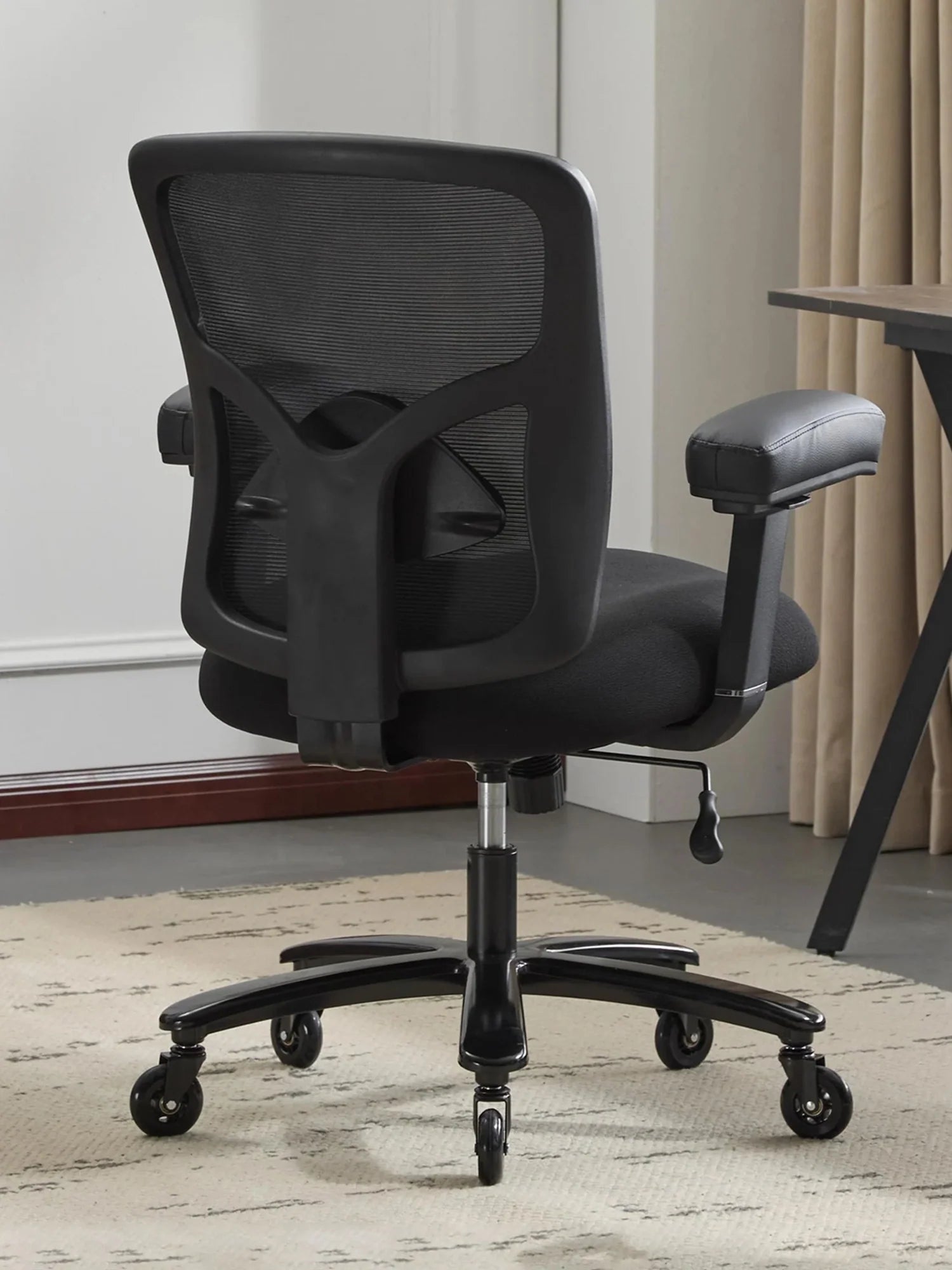 B3 Heavy Duty Chair with Adjustable Armrests