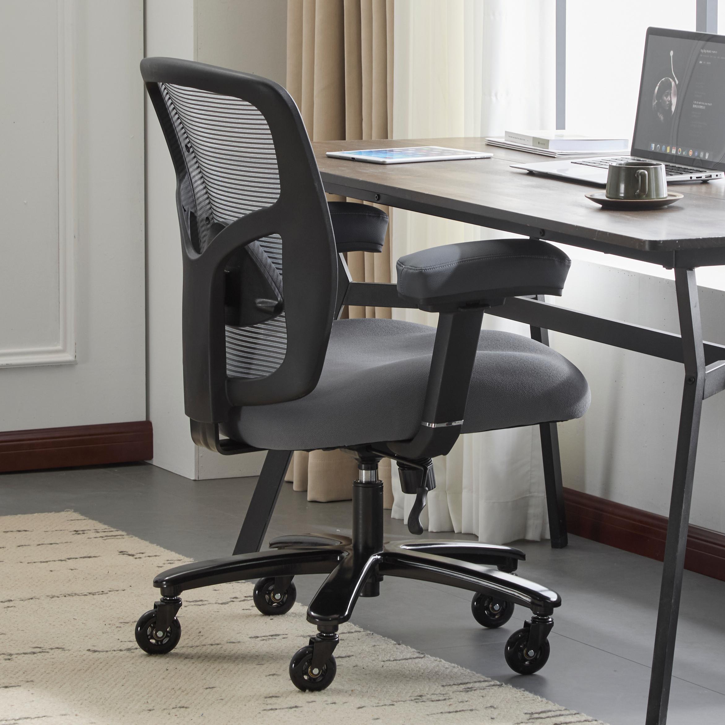 B3 Heavy Duty Chair with Adjustable Armrests