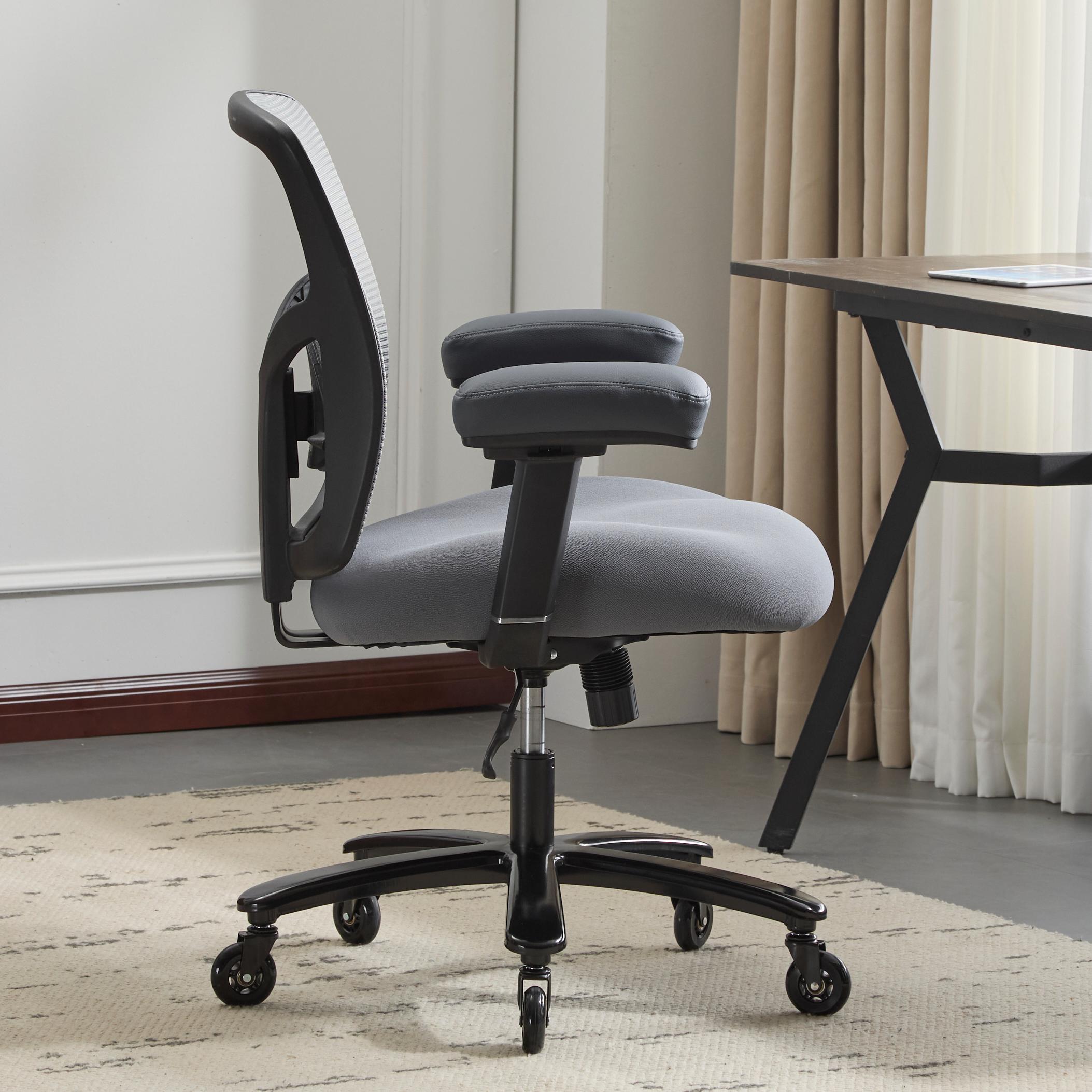 B3 Heavy Duty Chair with Adjustable Armrests
