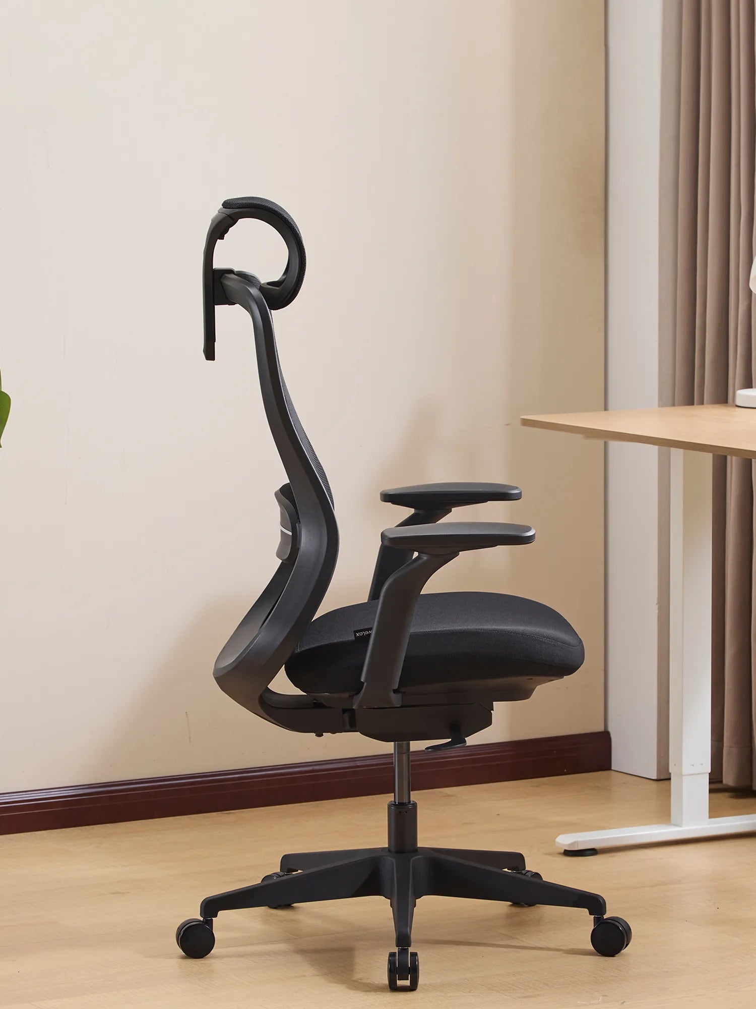 S5 Office Chair with Smooth Arch Design Style