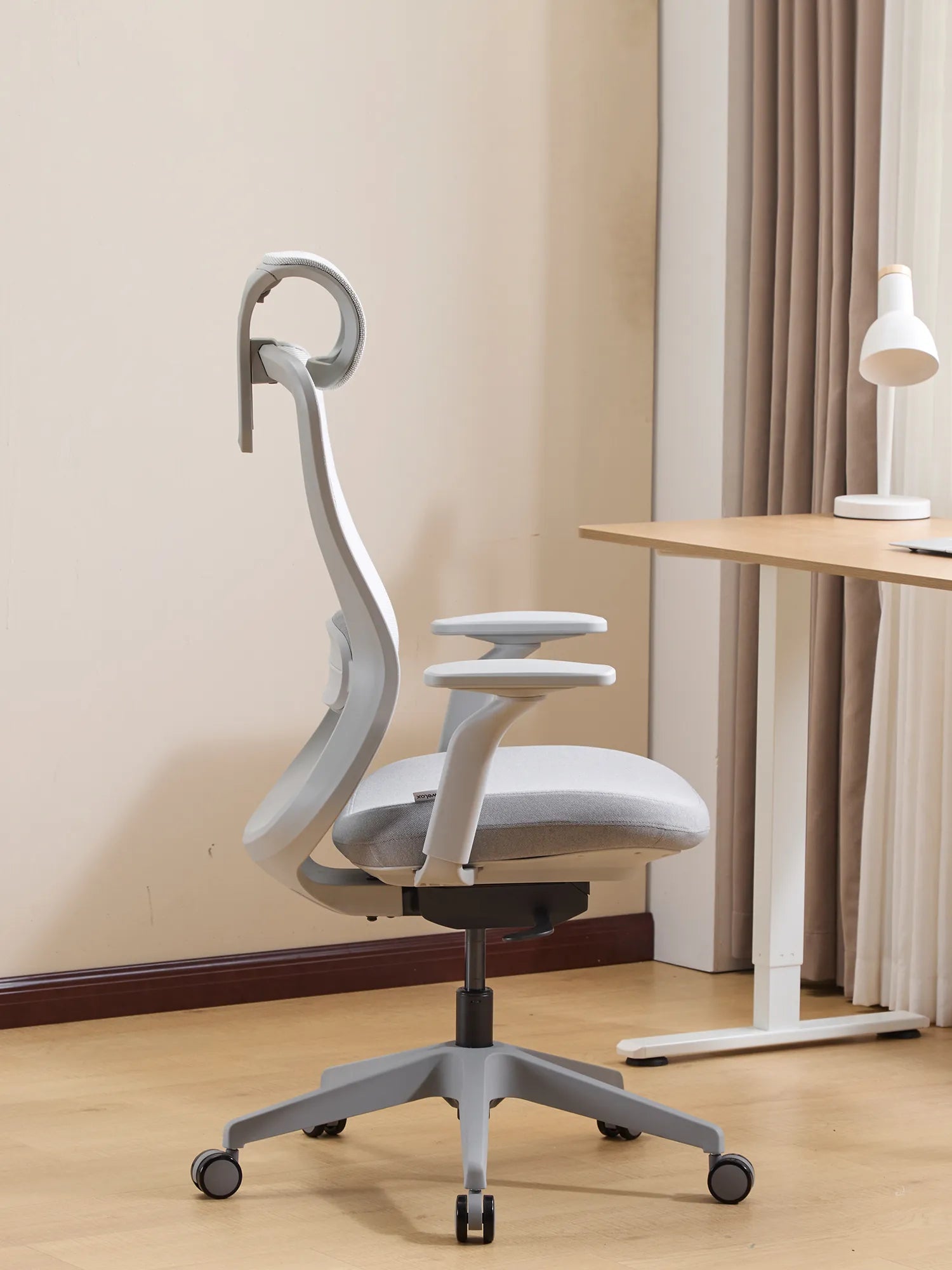 S5 Office Chair with Smooth Arch Design Style