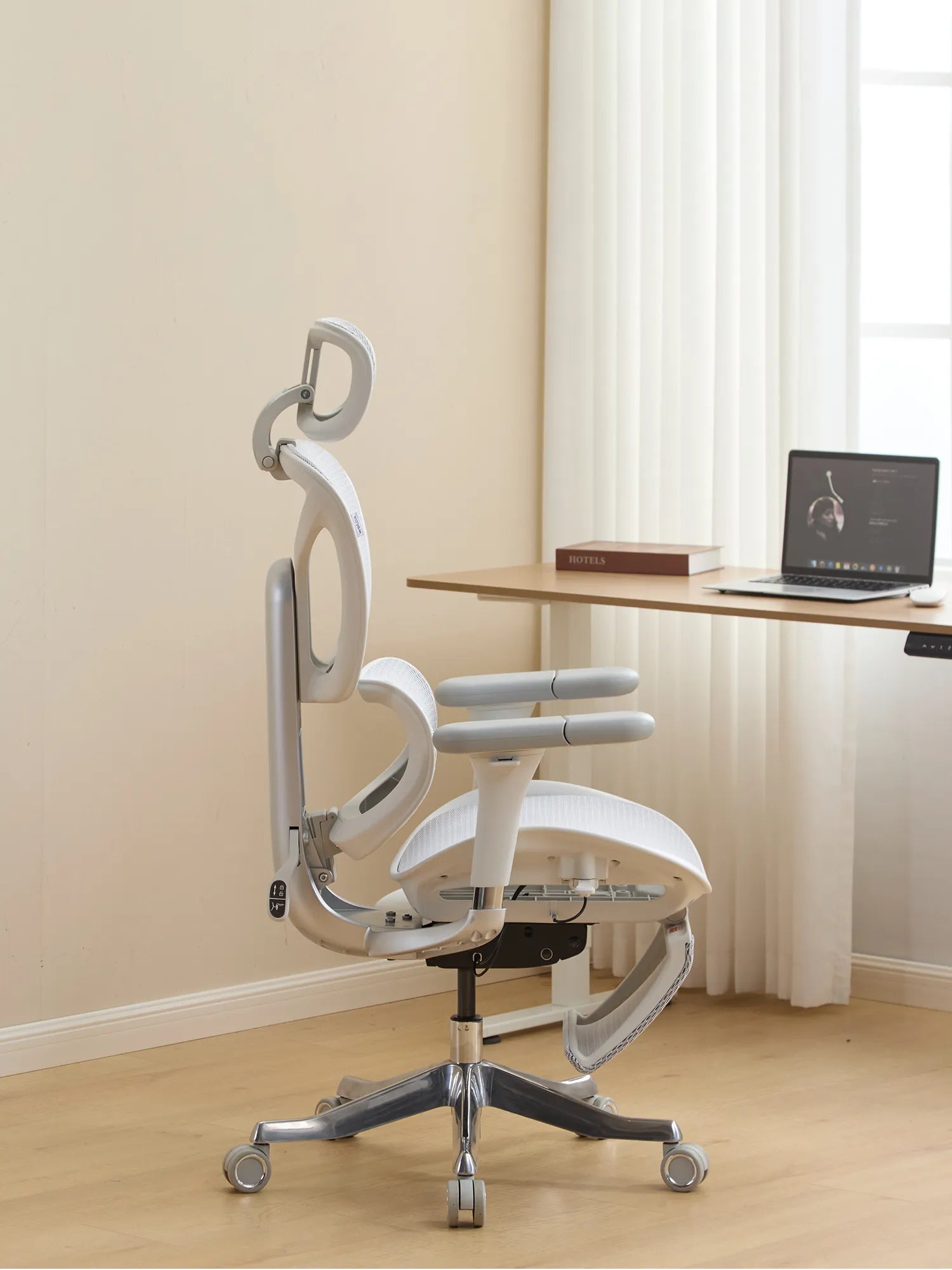 S9 Standard Ergonomic Office Chair with One-Touch Adjustment